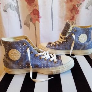Mens Size 10 Converse Hightop Denim Shoes